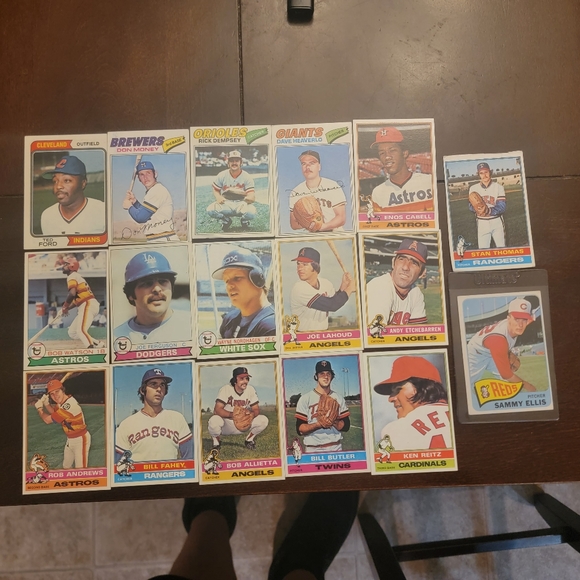 Baseball, basketball, football cards 1960's to 2010 - Picture 1 of 7